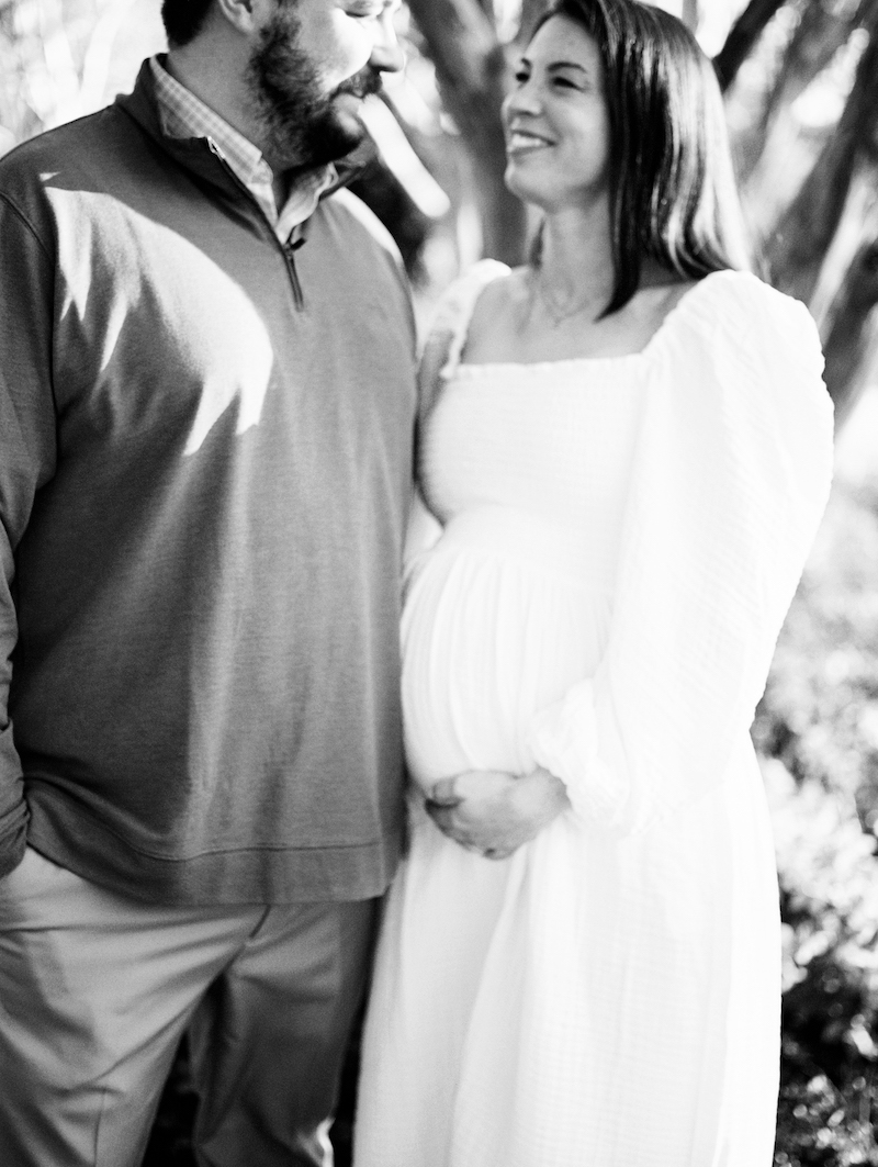 Richmond-maternity-photographer- black and white film photo of couple