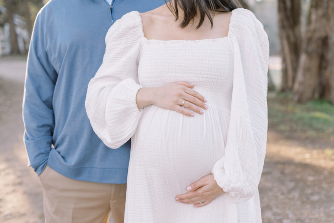 Richmond-maternity-photographer-maternity couple cropped photo closeup